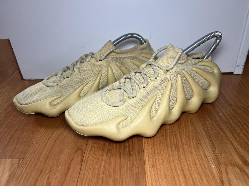 Adidas Yeezy 450 Shoes Mens Size 9 Beige Knit Low Top Lifestyle Casual Sneakers